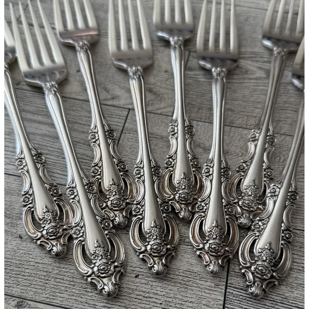 Vtg 8 ONEIDA Community ARTISTRY Dinner Forks 7-3/4
